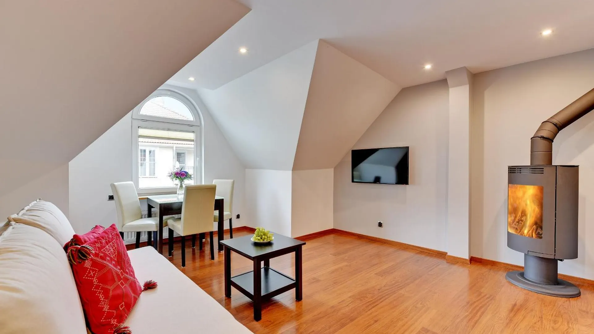 Sopot Vegas Apartment Near The Beach By Noclegi Renters